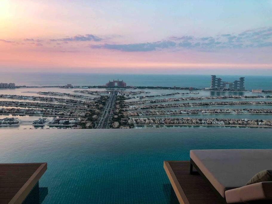 Palm Tower St. Regis Amazing View High-end Dubái