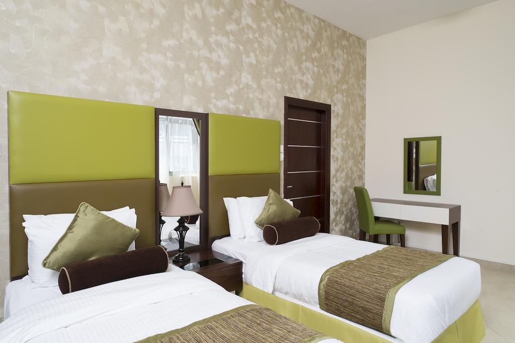 Al Waleed Palace Al Barsha Aparthotel 3*