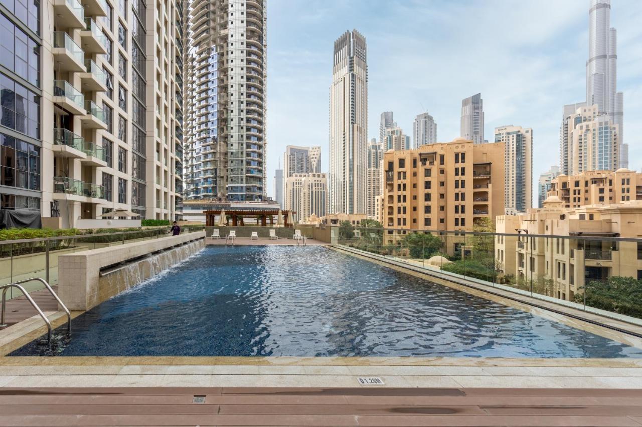 Apartamento Waves - Chic With Skyline Views Dubái