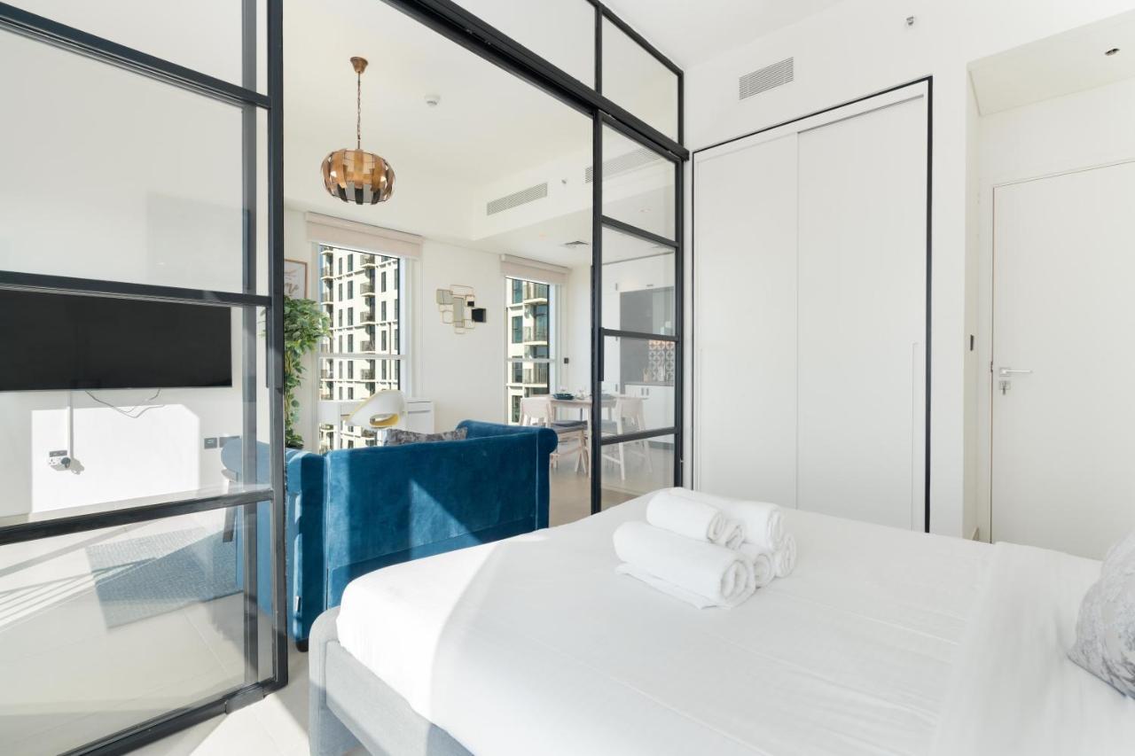 Lux Bnb Collective-1 -dubai Hills