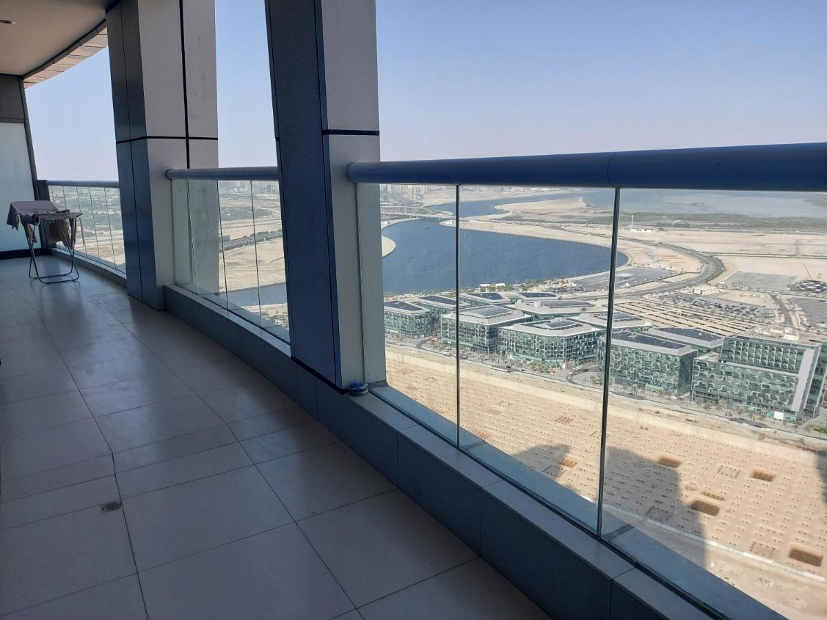 Damac Towers By Paramount & Dubái