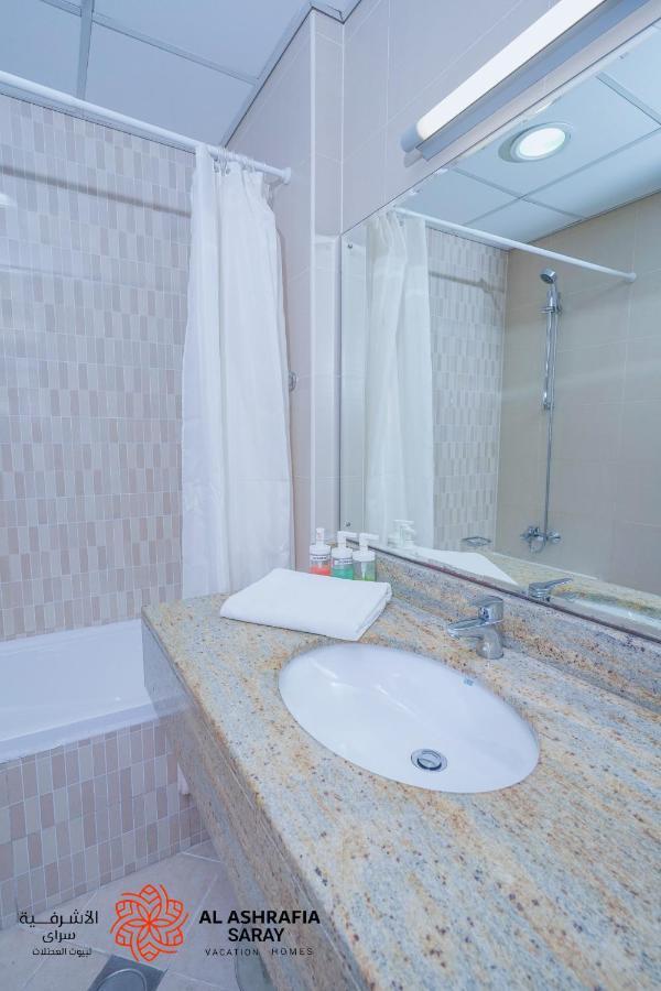 Alasharafia Saray, Spacious 1br In Sport Apartment Dubai