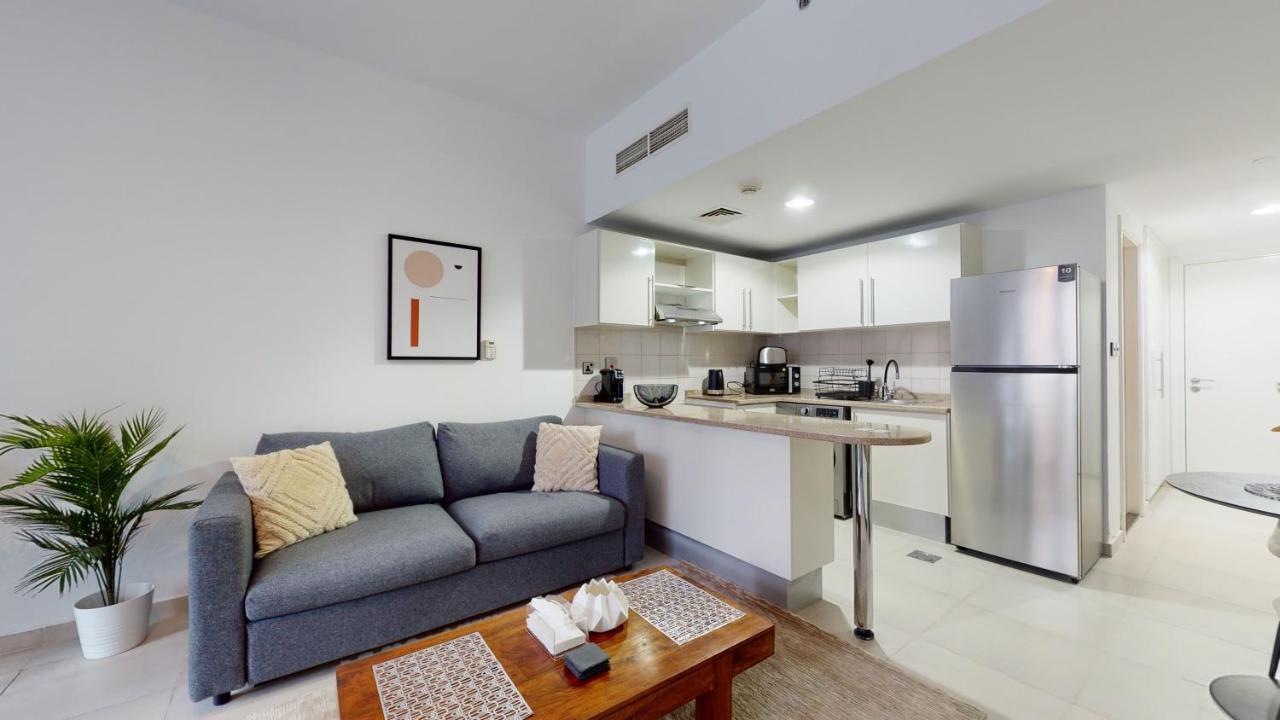 Apartamento Da84 - Chic In Arch Tower Dubái