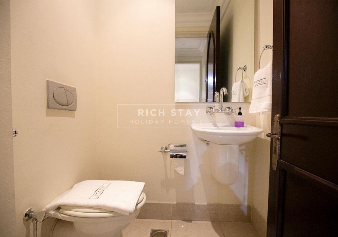 Incredible 2br Apartment, Downtown With Burj & Mall View By Rich Apartamento *