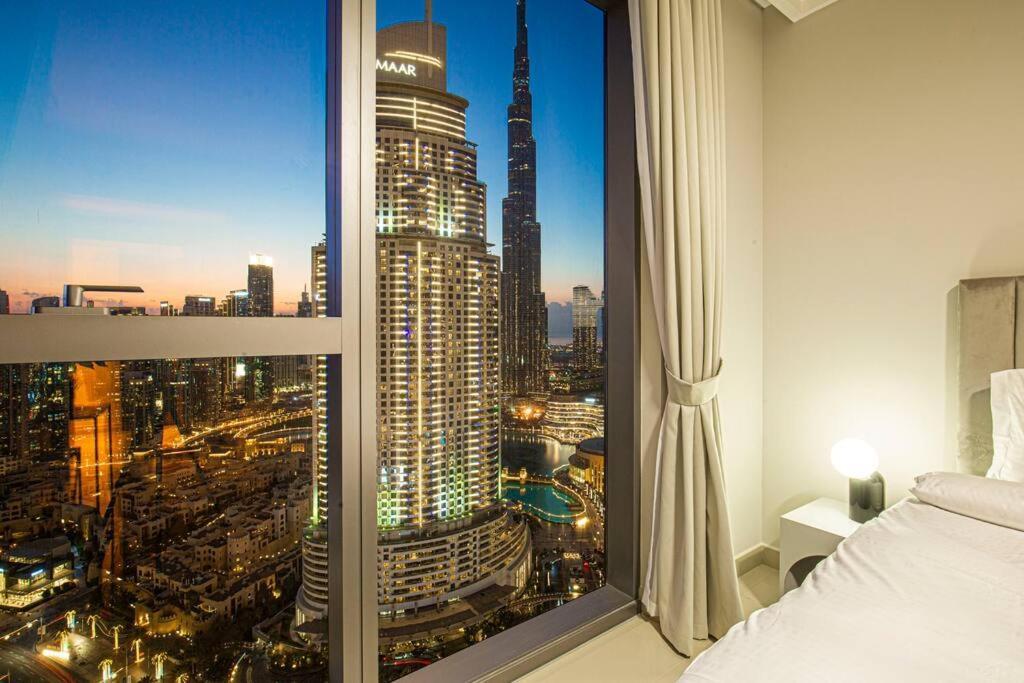 Magnificent Brand New Lux 3br With Burj/ Fnt View Apartamento Dubái