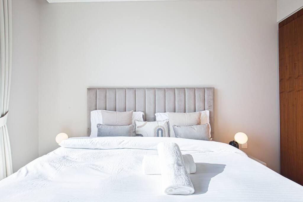 Magnificent Brand New Lux 3br With Burj/ Fnt View Apartamento