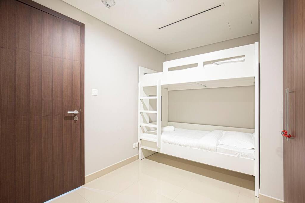 Magnificent Brand New Lux 3br With Burj/ Fnt View * Dubái