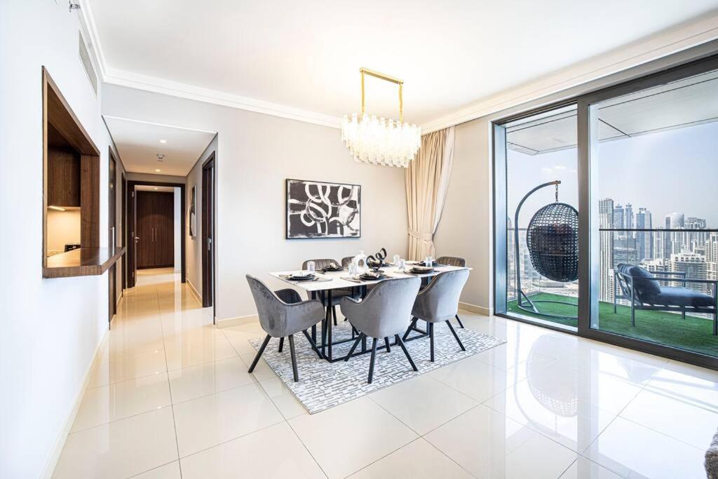 Apartamento Magnificent Brand New Lux 3br Burj & Fountain View *