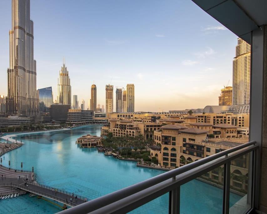 First Class 3br With Full Burj Khalifa View Lägenhet