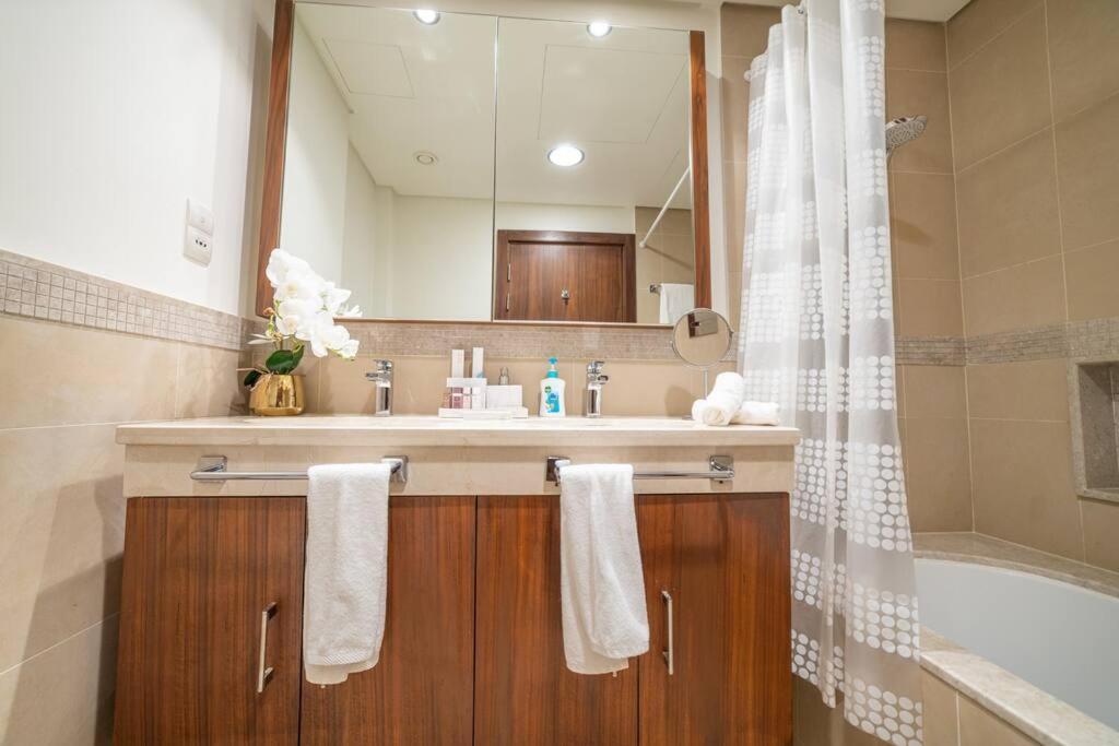 First Class 3br With Full Burj Khalifa And Fountain View *