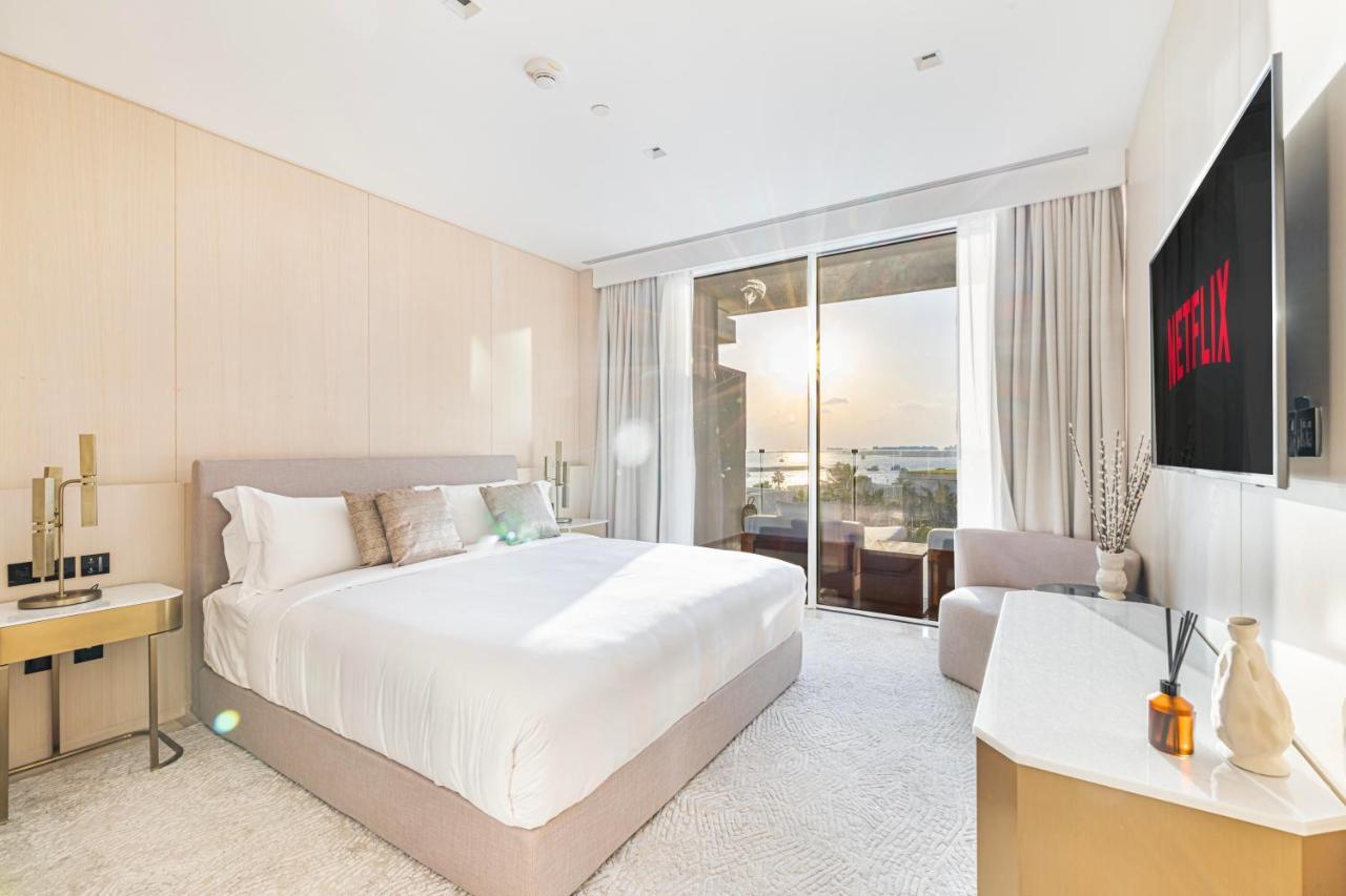 Daniels Five Palm 2br With Maid And Sea View Appartement