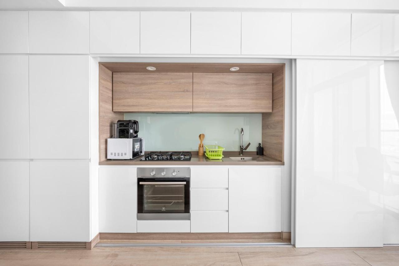 A Living Luxury - One Marina Apartment *