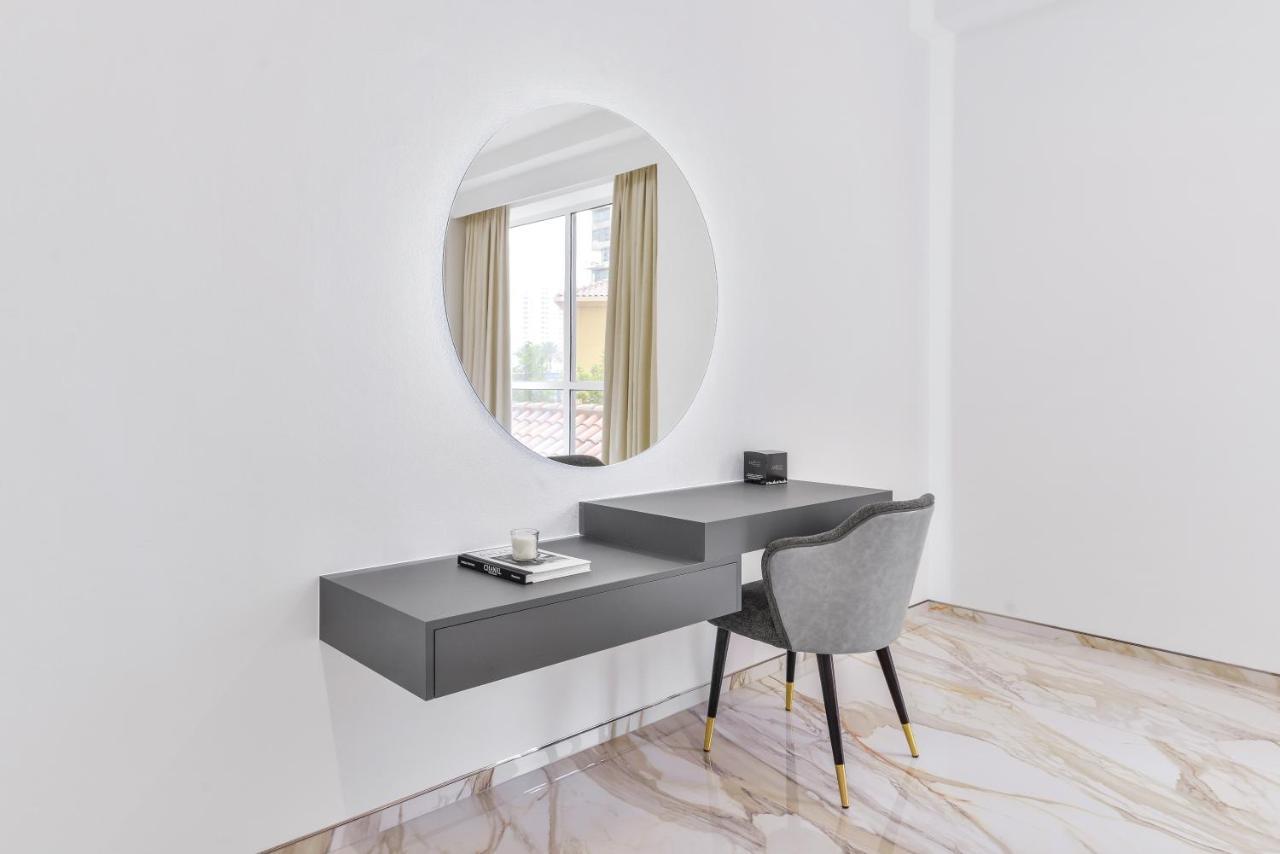 Stunning 1br In Bahar Near Jbr * Dubaï