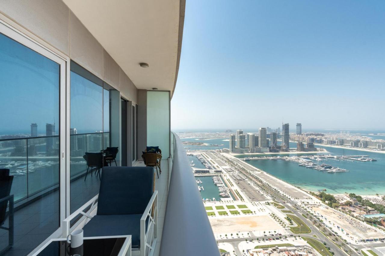 White Sage - Fendi With Full Palm Jumeirah View Dubái