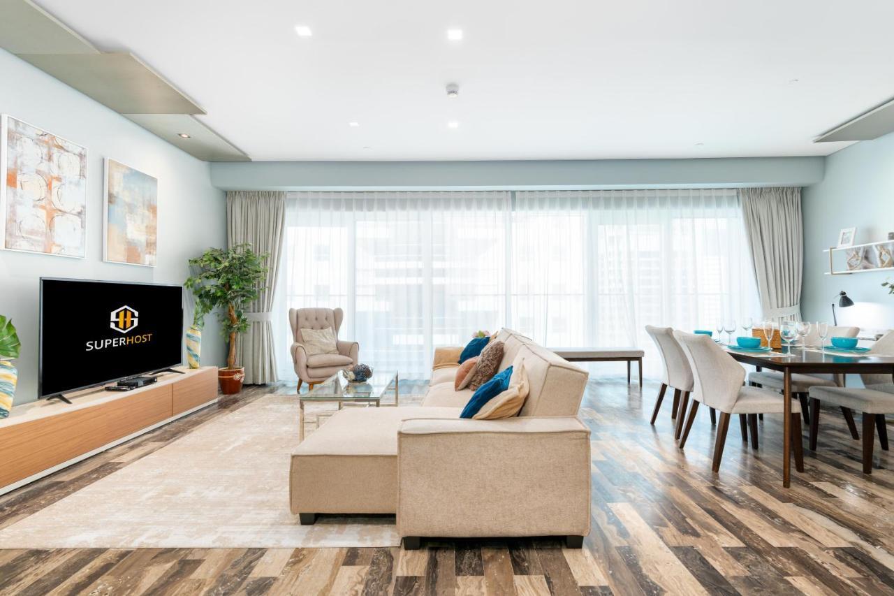 White Sage - Fendi With Full Palm Jumeirah View * Dubái