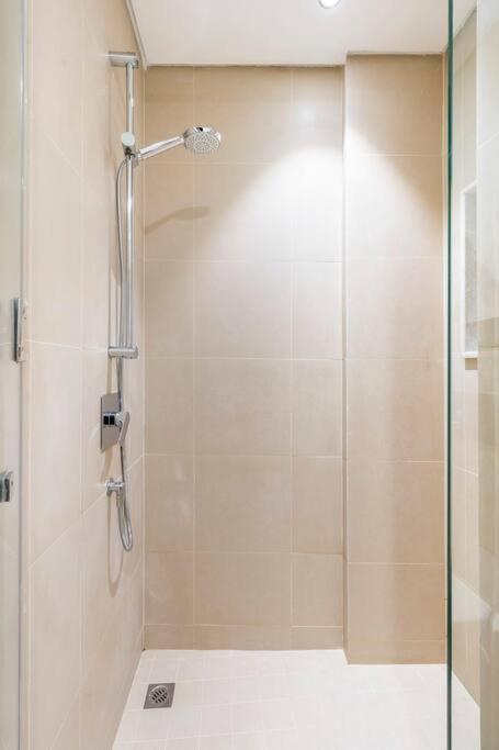 Larbi Breathtaking Burj And Fountain View Luxurious 2 Bed Apartamento Dubái