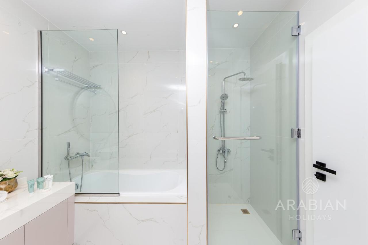 Bright And Cosy 2brmaids With Sea View And Riva Club Access Dubai