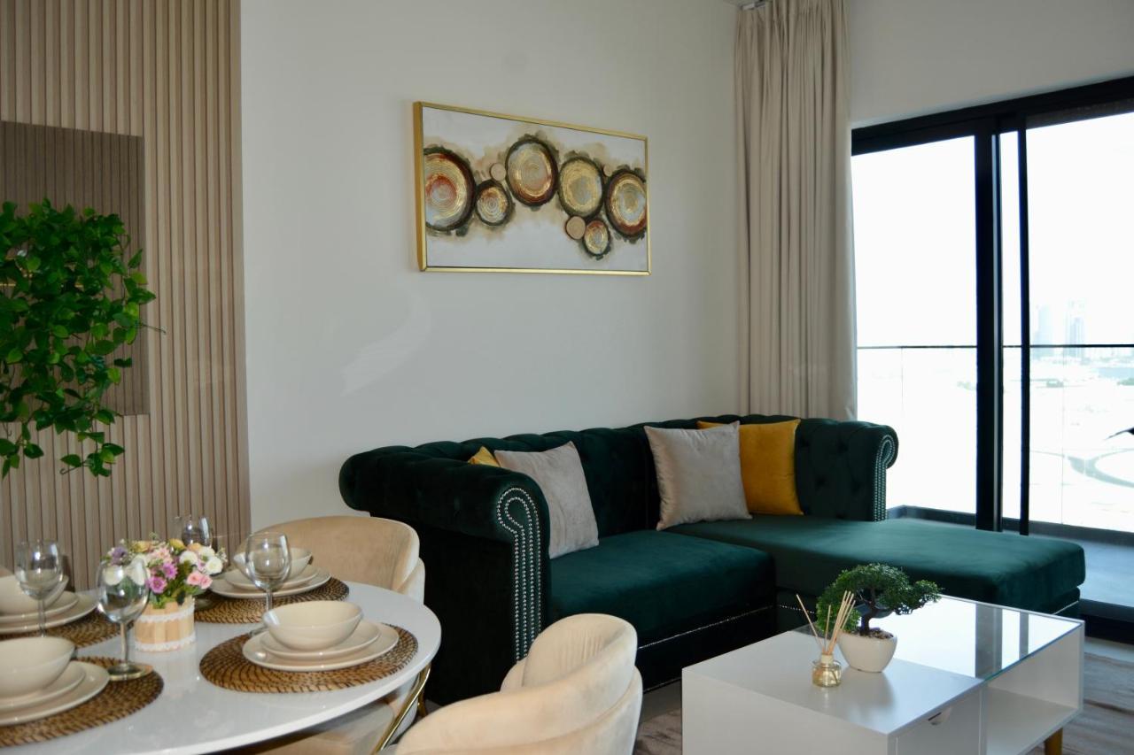 Luxurious Smart * Dubai