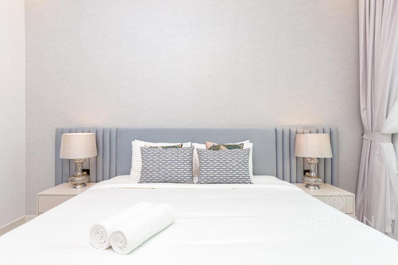 Bright And Cosy 2brmaids With Sea View And Riva Club Access Dubai