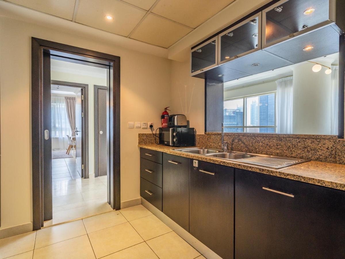 Magnificent 2 Bedroom With Balcony - Marina Apartamento *