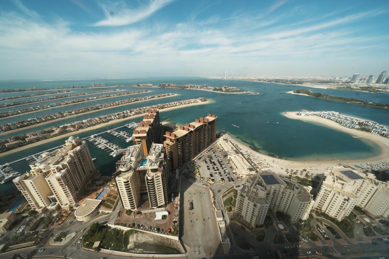 Palm Tower Where Luxury & View Meet In One Place *