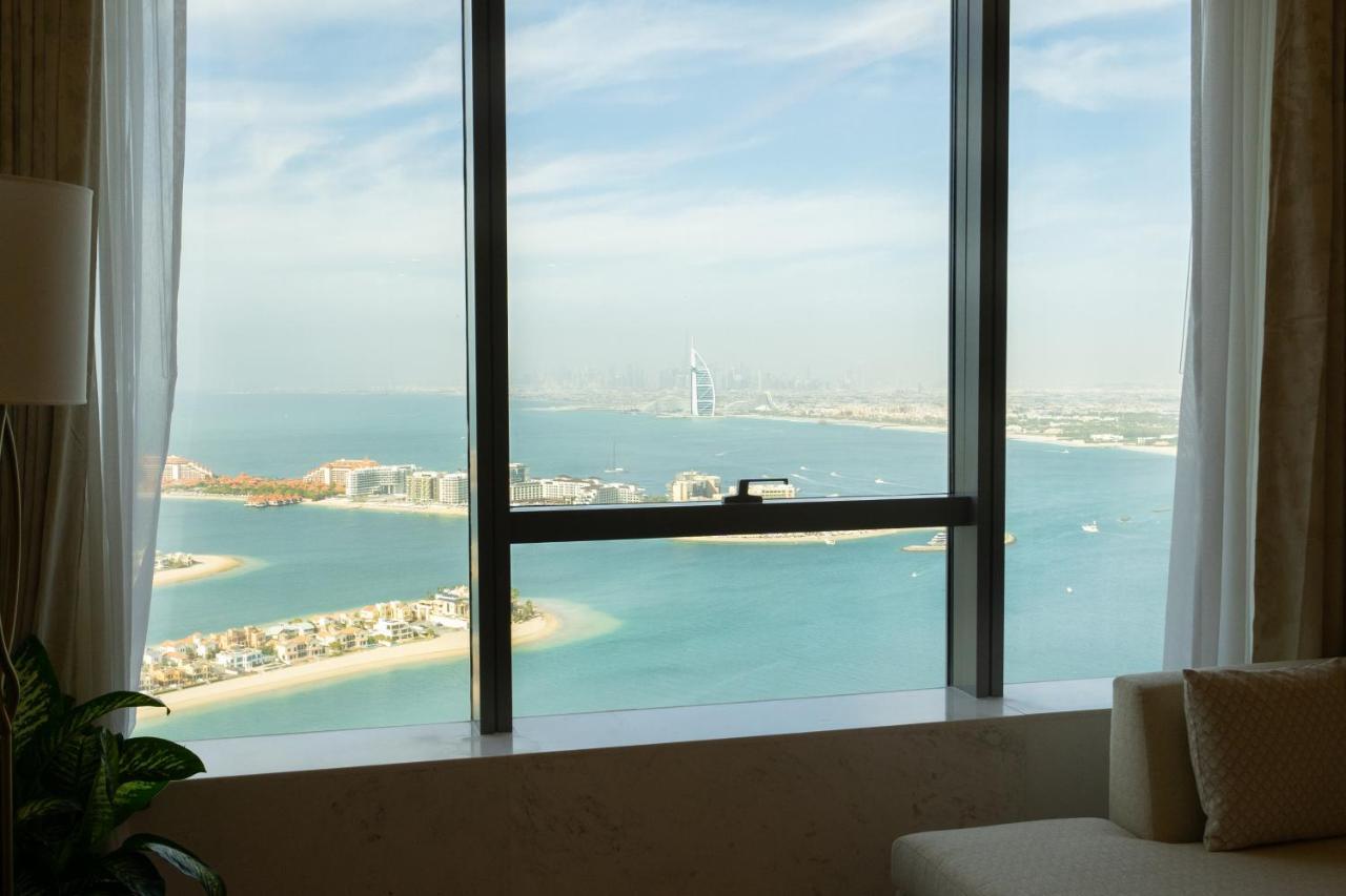 Apartment Palm Tower Where Luxury & View Meet In One Place *