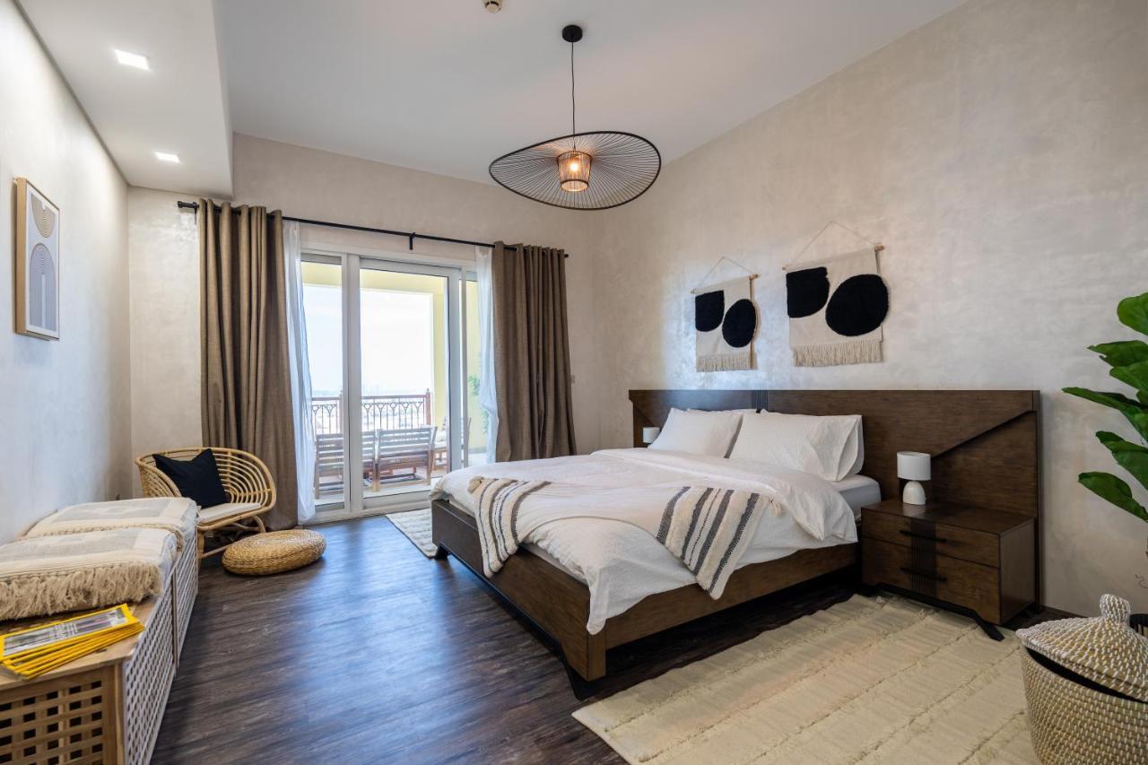 Lejlighed Elegant 2br Palm Jumeirah Apt With Pool Access