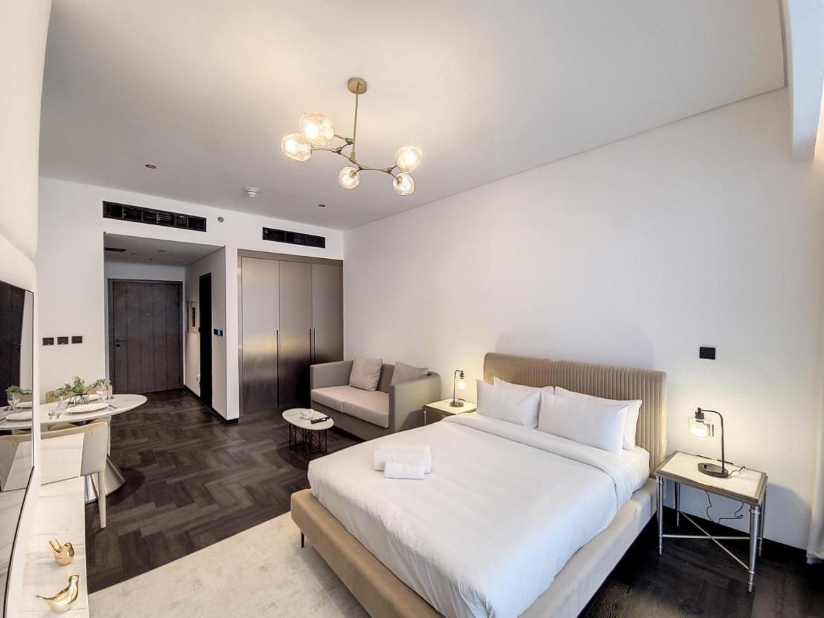 Oten, Al Jaddaf - Modern *