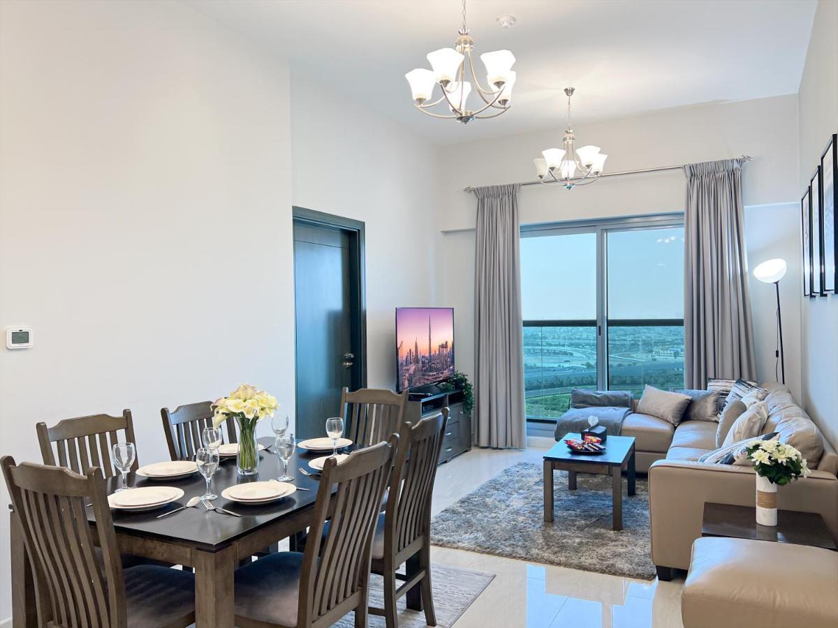 Lägenhet 2 Bedroom Burj Khalifa View With Large Private Terrace *