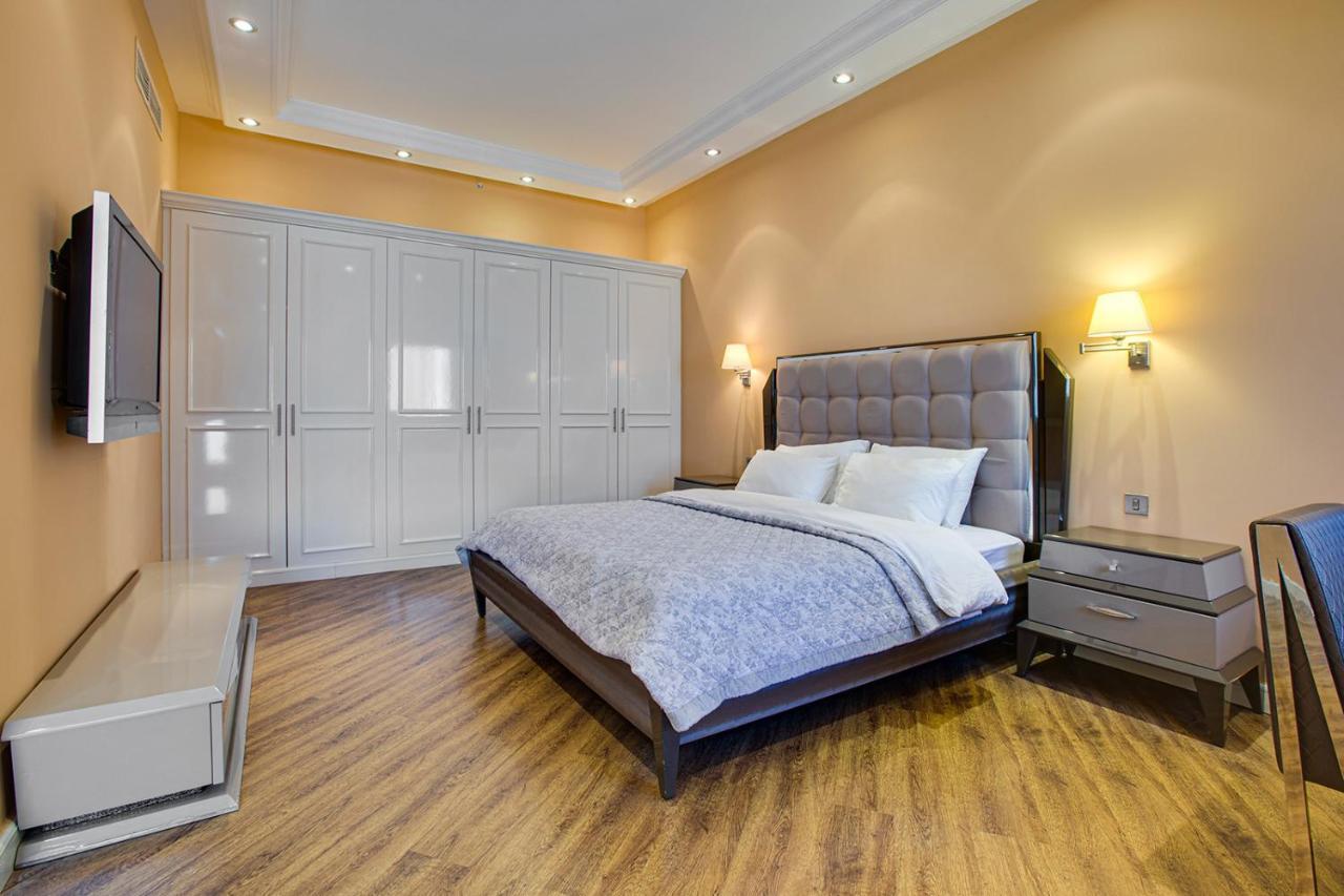 Stunning Sea View In Jbr Apartment *