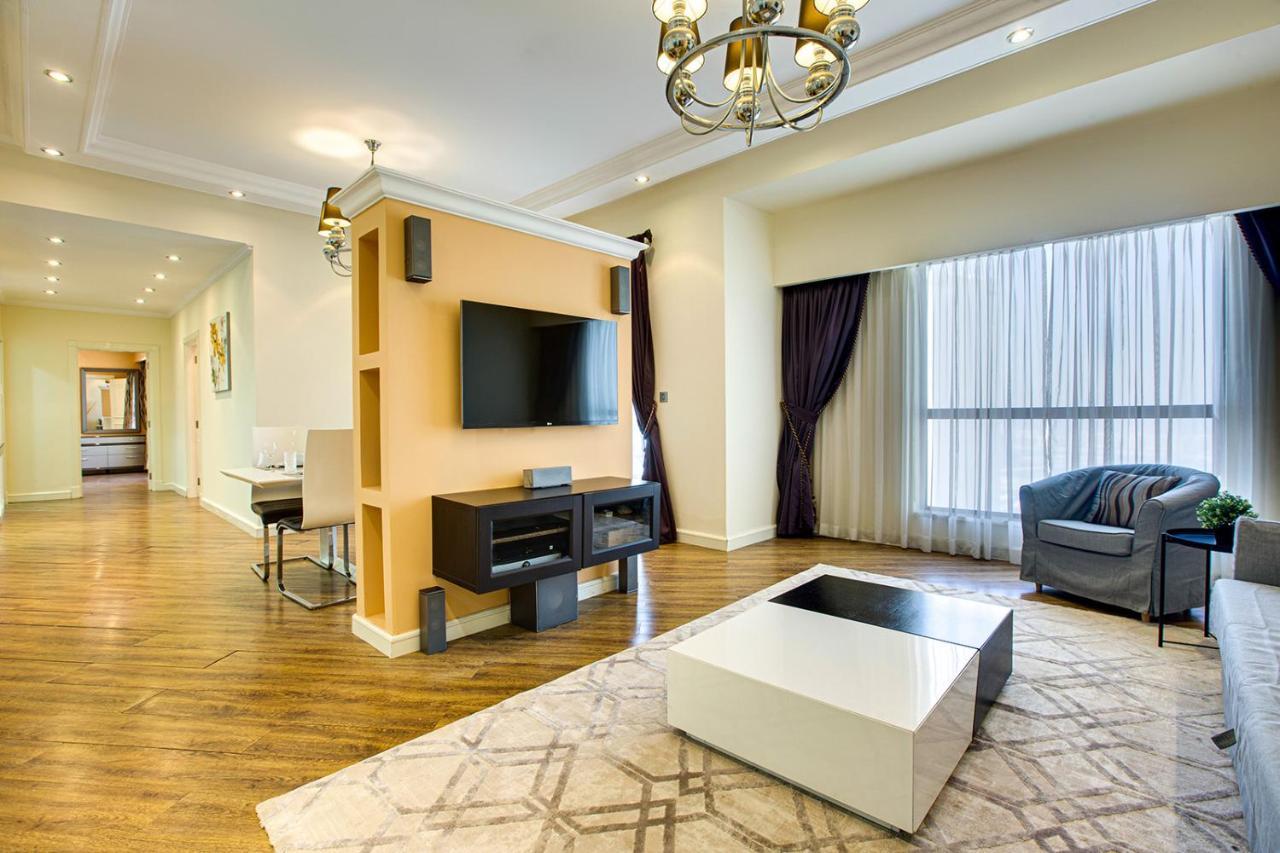 Stunning Sea View In Jbr Apartment Dubai