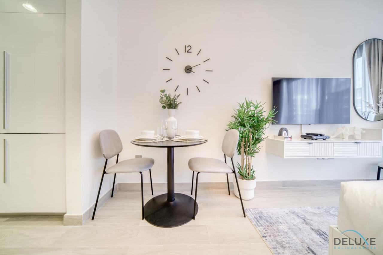 Restful At Azizi Riviera 13, Al Merkadh By Deluxe Homes
