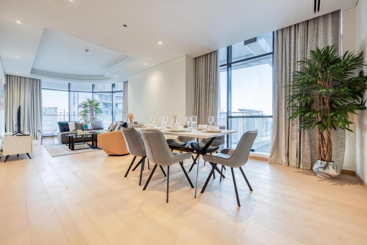 Rh- Upscale Living In The Heart Of The City, 02br, Near Mall Apartamento