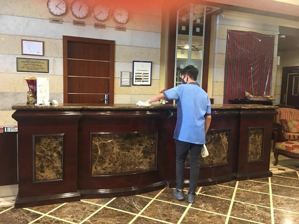 Al Raya Apartahotel Dubái