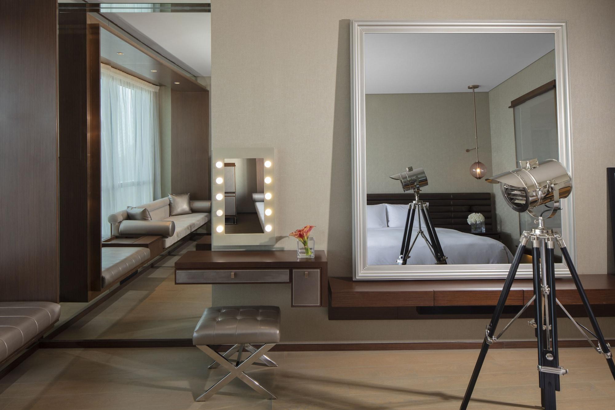 Hotel Paramount 5*