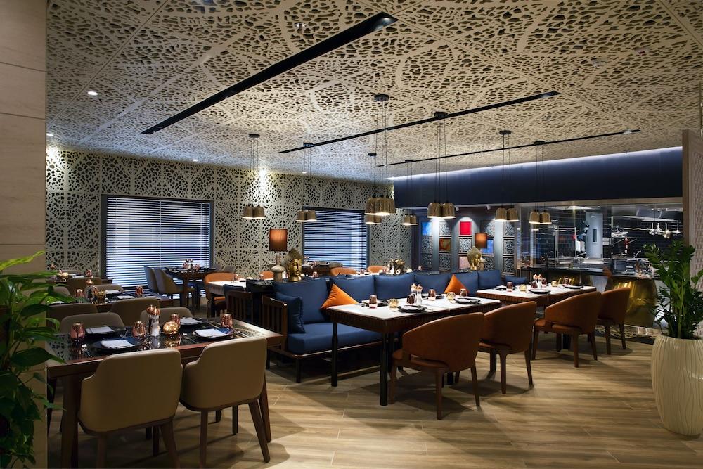 Grayton By Blazon 4* Dubai