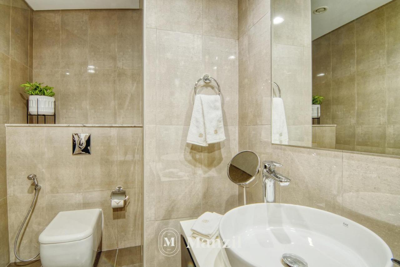 Apartment Manzil - Classic 3br Near The Metro Station In Business Bay *