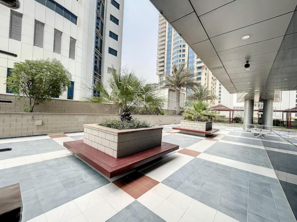 Ocean Heights - Gorgeous One Bedroom Appartement Dubaï
