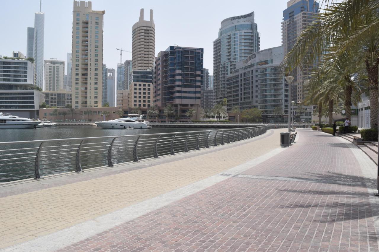 1br Apartment, Stunning Marina View, 5 Min Walk To Jbr Beach, 30 Sec Walk To Tram And Bus Stations * Dubái