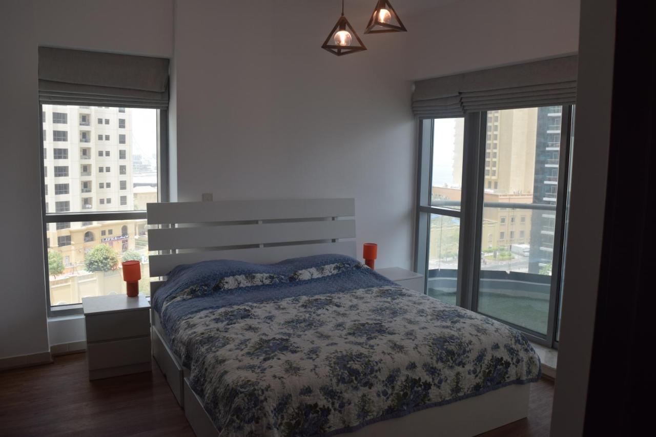 1br Apartment, Stunning Marina View, 5 Min Walk To Jbr Beach, 30 Sec Walk To Tram And Bus Stations Dubái