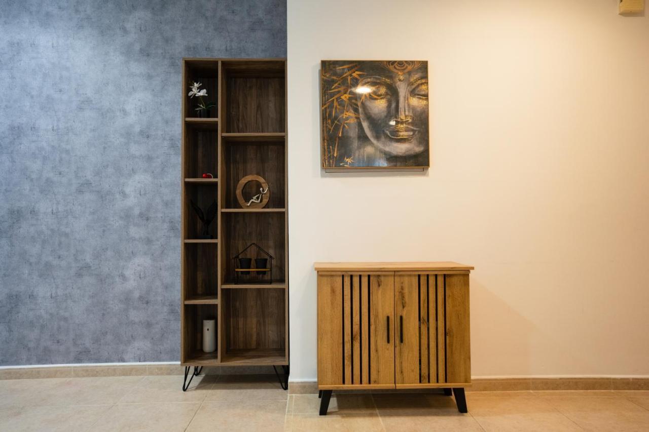 Aparthotel Elite 2br Luxurious Palm View In Marina Dubai