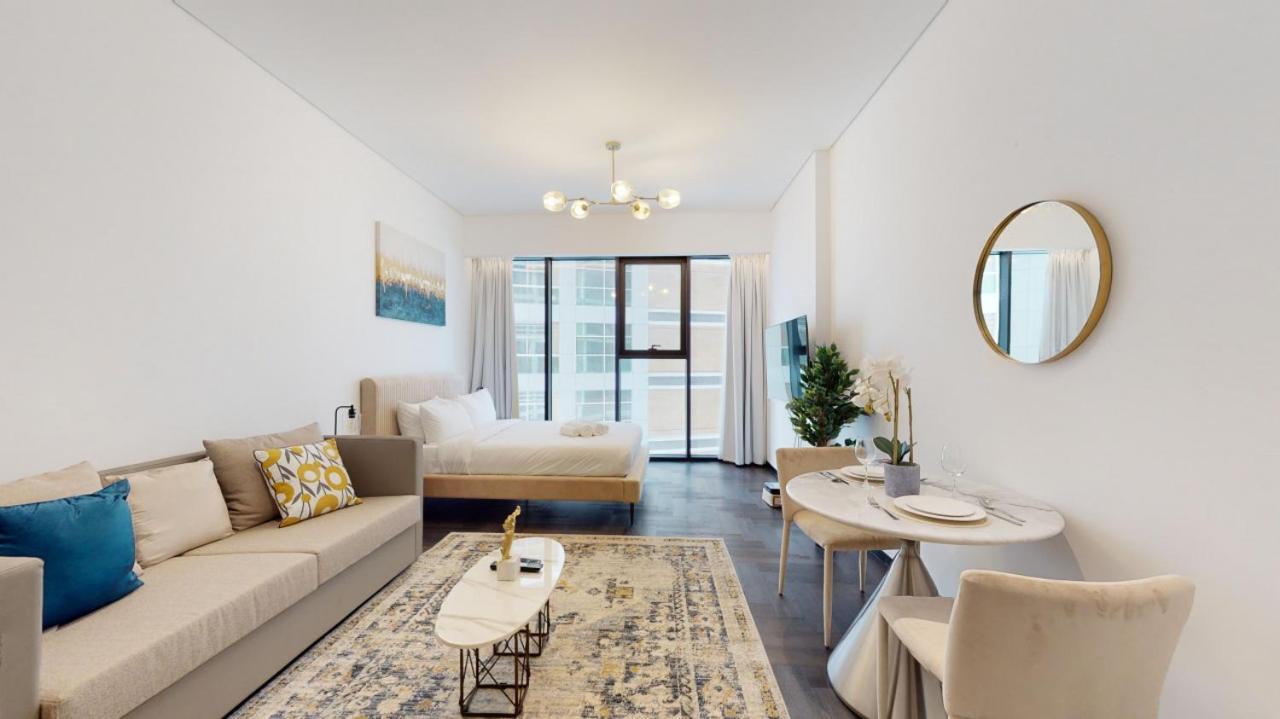 O Ten, Al Jadaf - Chic Apartment *