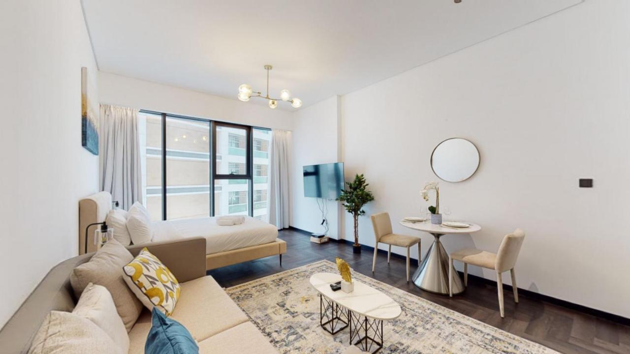 O Ten, Al Jadaf - Chic Apartment *