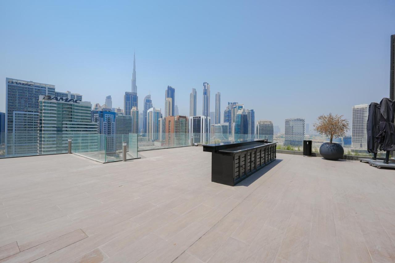 Stylish Loft With Balcony Overlooking Views * Dubai