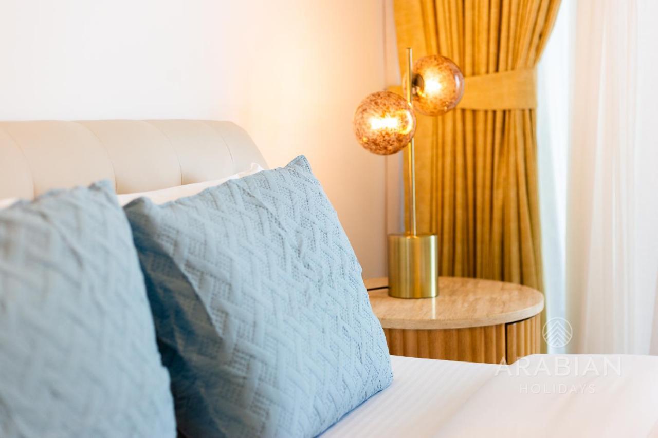 Brand New 2br With Palm Views And Private - High Floor Appartamento