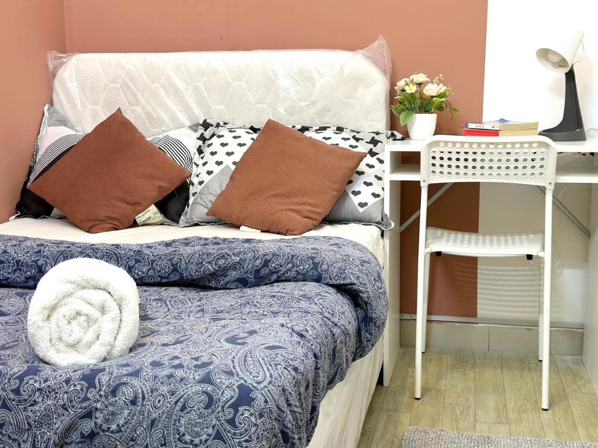 Hospedagem domiciliar Luxurious Partition In Tecom Near Internet Metro Station *