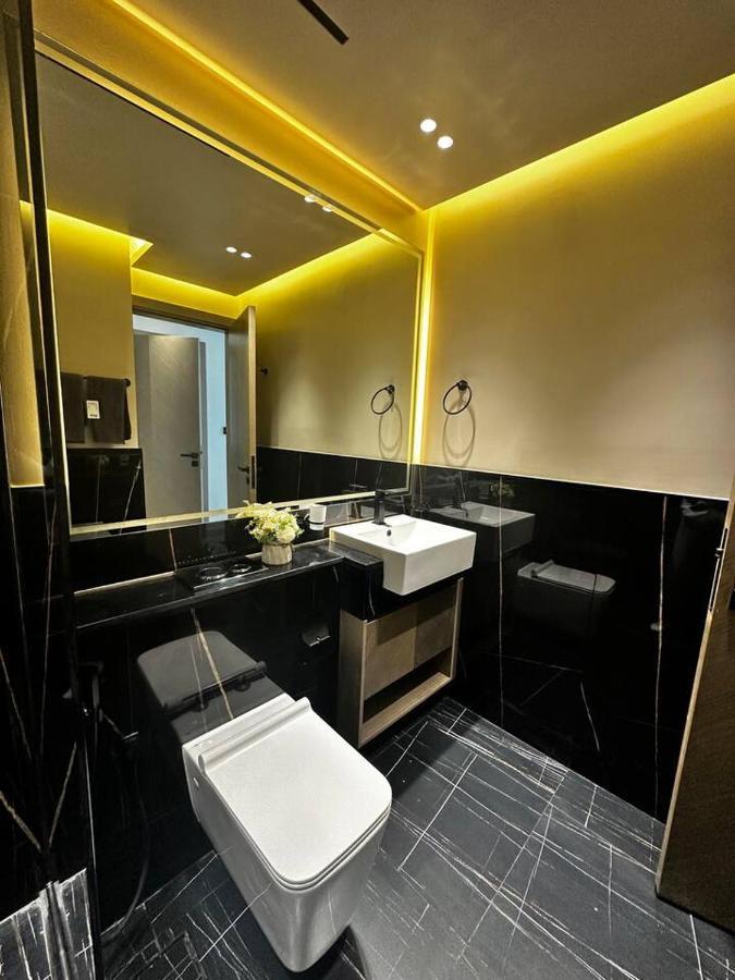 Stylish 1 Bedroom In Binghatti, Business Bay, Canal View Appartamento Dubai