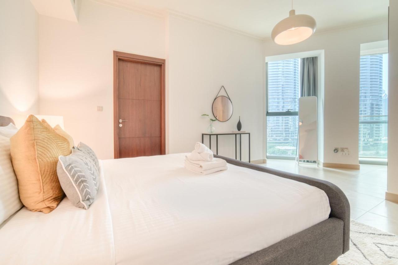 Burj Vista Tower 1 - View, Downtown - Mint Appartement