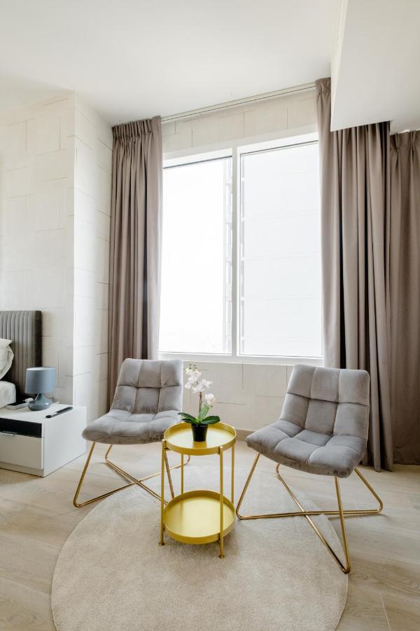 Luxury 2br For 6 With King Beds, Gym, Sauna In Jvc Dubaï