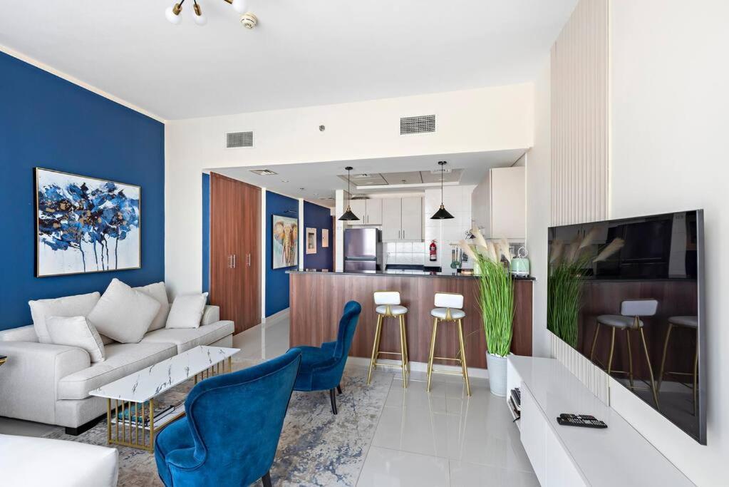 Appartement Vibrant With Pool, Gym, Free Parking & Fast Wifi